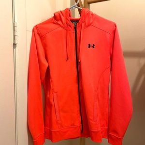 Under Armour Women’s Medium zip-up